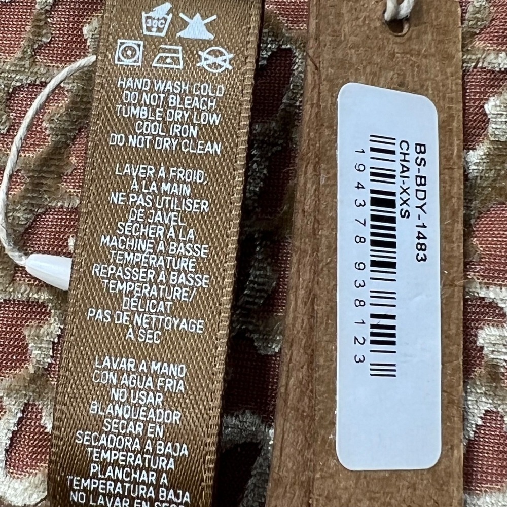 SKIMS‎ Velvet Logo Bodysuit Chai Womens XXS - Picture 10 of 11